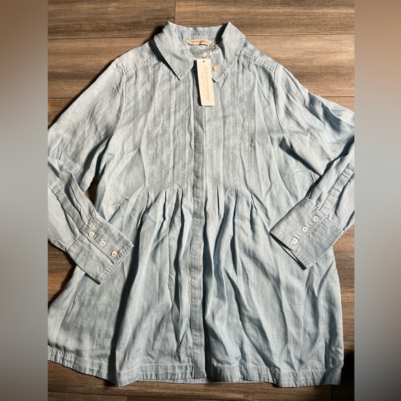 NWT Soft‎ Surroundings Revelle Tencel Shirt Light Chambray - Small - Picture 4 of 10